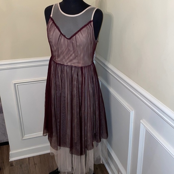 LC Lauren Conrad Dresses & Skirts - NWT LC by Lauren Conrad Runway dress size - 8